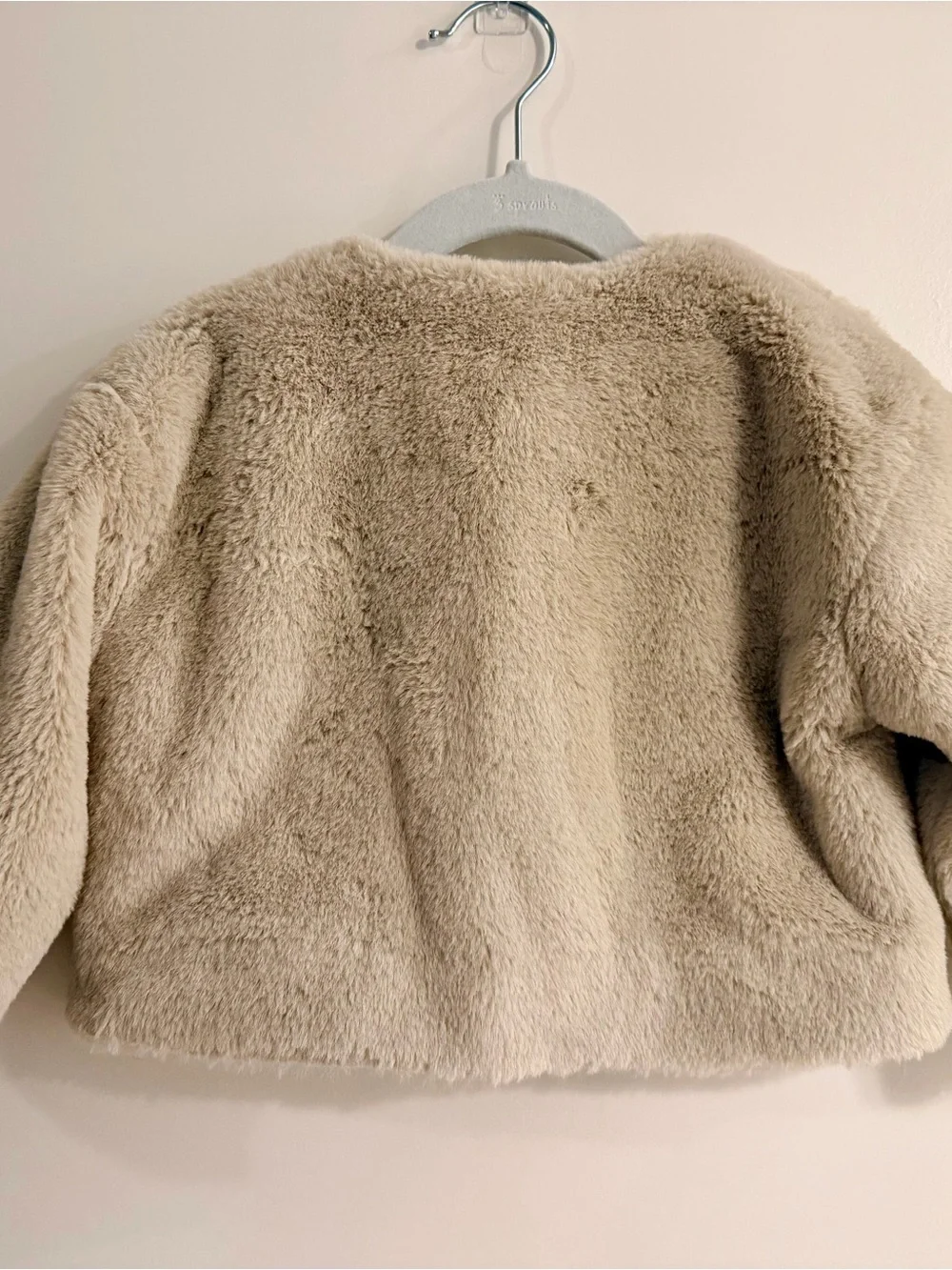 Baby GAP Plush Faux Fur Jacket in Light Beige (18-24 months)